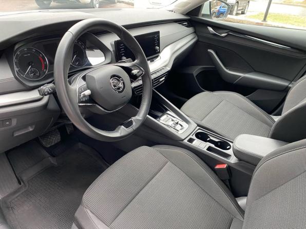 Skoda Octavia IV (A8) с пробегом 2021 года, цена 2 365 000 рублей, 78775 км, лифтбек, Автокод Объявления