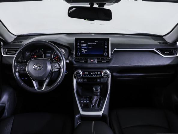 Toyota RAV4 V (XA50) с пробегом 2021 года, цена 3 795 000 рублей, 58327 км, внедорожник, Автокод Объявления