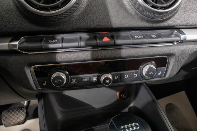 Audi A3 III (8V) с пробегом 2013 года, цена 1 339 000 рублей, 122000 км, хэтчбек, Автокод Объявления