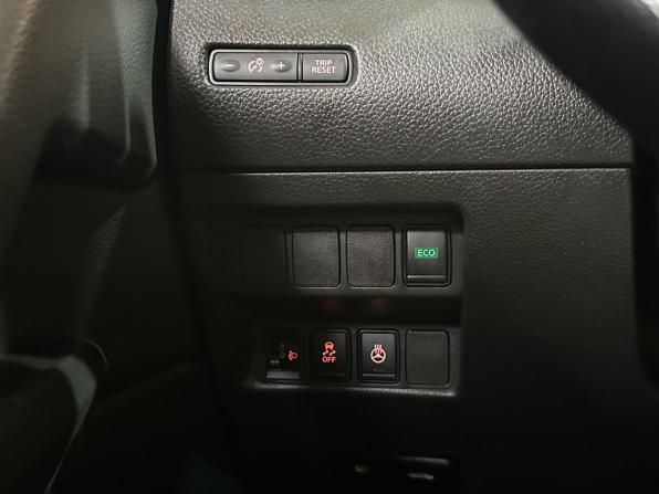 Nissan Qashqai II Рестайлинг с пробегом 2022 года, цена 2 300 000 рублей, 84120 км, внедорожник, Автокод Объявления
