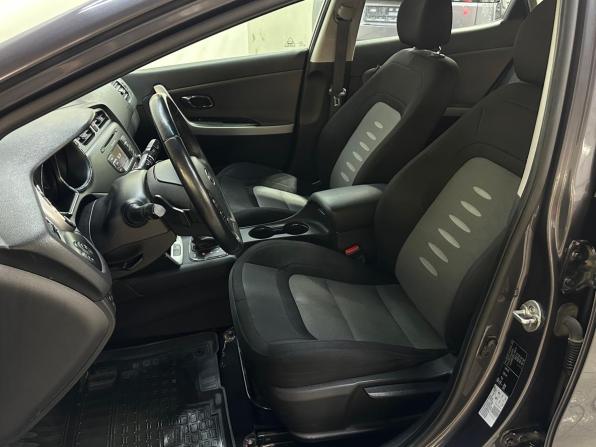Kia Ceed II с пробегом 2014 года, цена 970 000 рублей, 180000 км, хэтчбек, Автокод Объявления