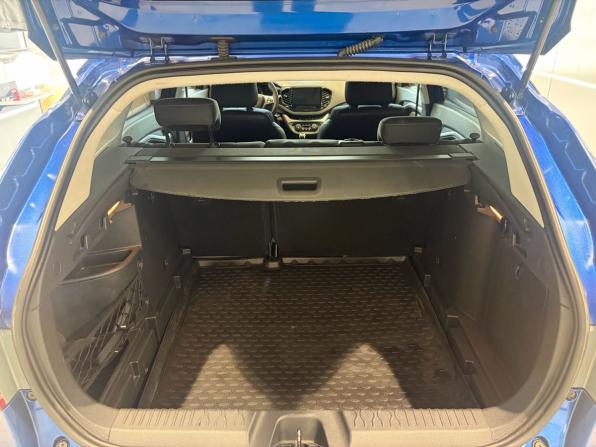Lada (ВАЗ) Vesta I с пробегом 2020 года, цена 999 000 рублей, 88800 км, универсал, Автокод Объявления