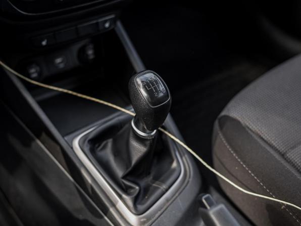 Hyundai Solaris II с пробегом 2019 года, цена 900 000 рублей, 95086 км, седан, Автокод Объявления