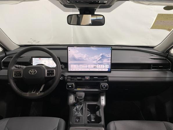 Toyota RAV4 VI (XA60) с пробегом 2026 года, цена 4 200 000 рублей, 14 км, внедорожник, Автокод Объявления