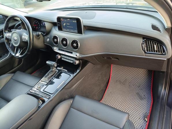 Kia Stinger I с пробегом 2018 года, цена 2 189 000 рублей, 92598 км, лифтбек, Автокод Объявления
