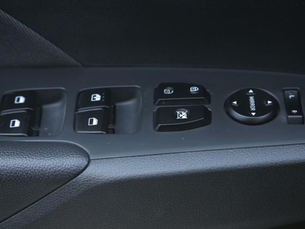 Hyundai Solaris II с пробегом 2019 года, цена 1 565 000 рублей, 35800 км, седан, Автокод Объявления