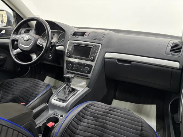 Skoda Octavia II (A5) Рестайлинг с пробегом 2012 года, цена 890 000 рублей, 182142 км, лифтбек, Автокод Объявления