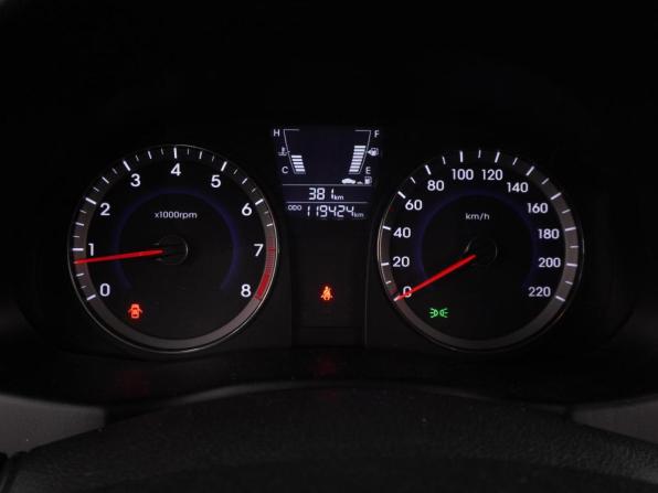 Hyundai Solaris I с пробегом 2013 года, цена 849 000 рублей, 119424 км, хэтчбек, Автокод Объявления