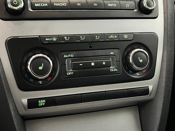 Skoda Octavia II (A5) Рестайлинг с пробегом 2012 года, цена 870 000 рублей, 144000 км, лифтбек, Автокод Объявления
