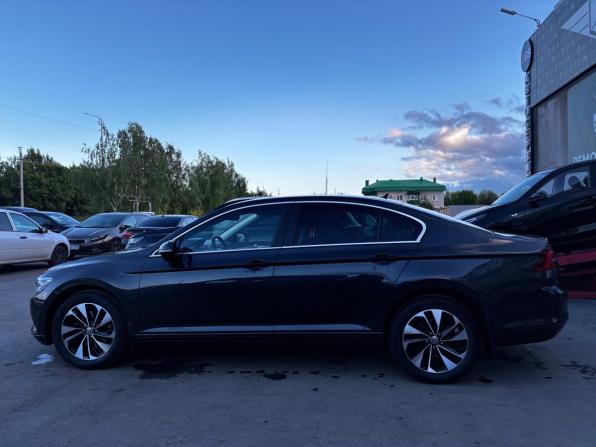 Volkswagen Passat B8 с пробегом 2019 года, цена 1 850 000 рублей, 227171 км, седан, Автокод Объявления