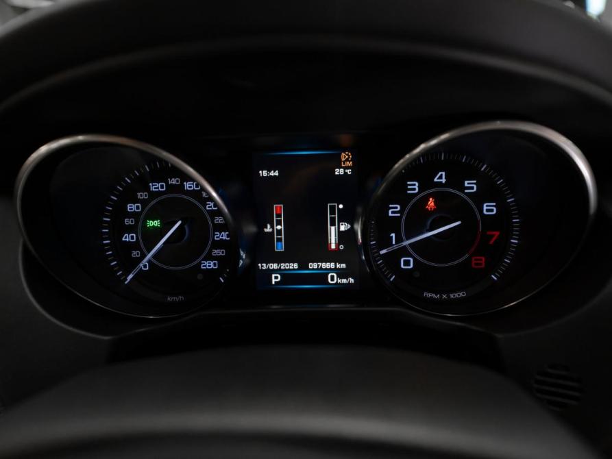 Jaguar XE I Москва  - изображение 12