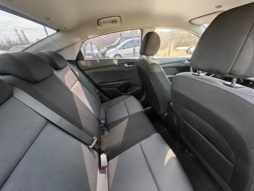 Hyundai Solaris II Санкт-Петербург  - изображение 13