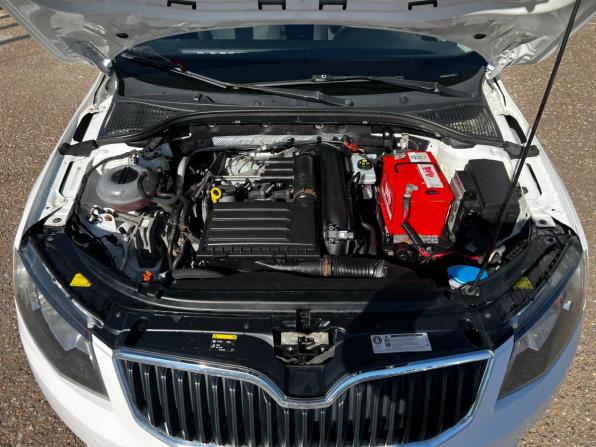 Skoda Octavia III (A7) с пробегом 2013 года, цена 788 000 рублей, 282706 км, лифтбек, Автокод Объявления