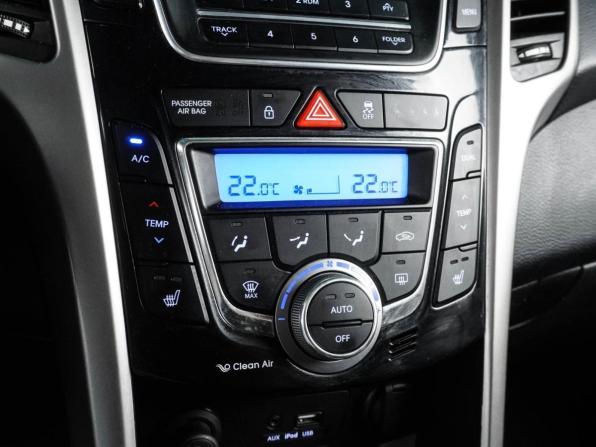 Hyundai i30 II с пробегом 2015 года, цена 1 177 000 рублей, 137467 км, универсал, Автокод Объявления