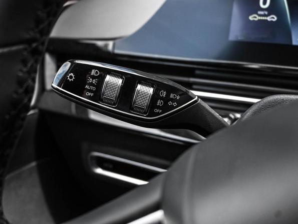 Omoda C5 I с пробегом 2023 года, цена 1 799 000 рублей, 64801 км, внедорожник, Автокод Объявления