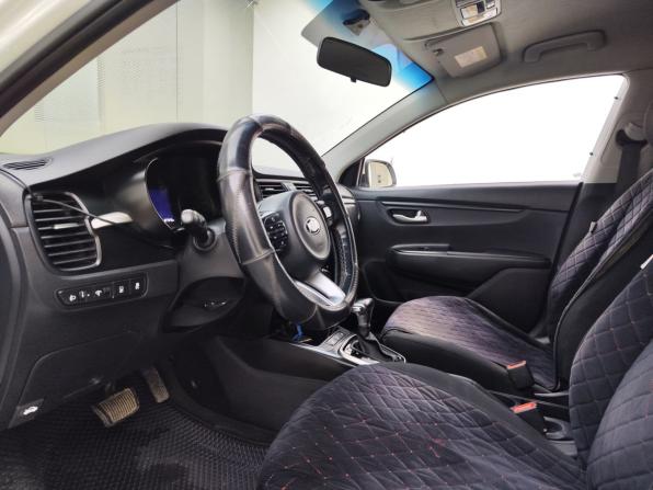 Kia Rio IV с пробегом 2019 года, цена 1 080 000 рублей, 207544 км, седан, Автокод Объявления