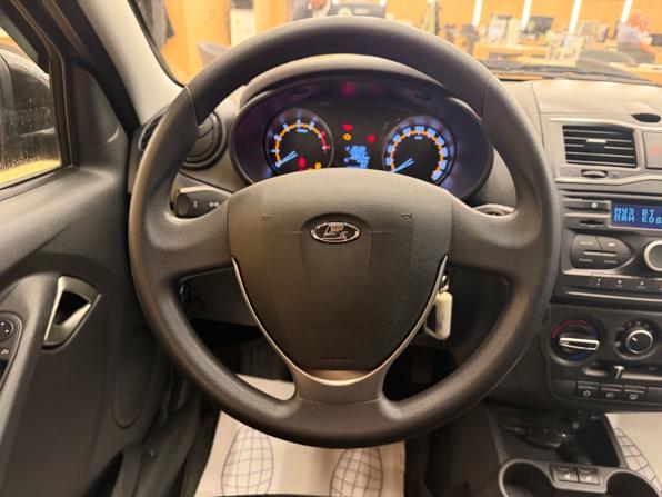 Lada (ВАЗ) Granta I Рестайлинг с пробегом 2023 года, цена 719 000 рублей, 72900 км, лифтбек, Автокод Объявления