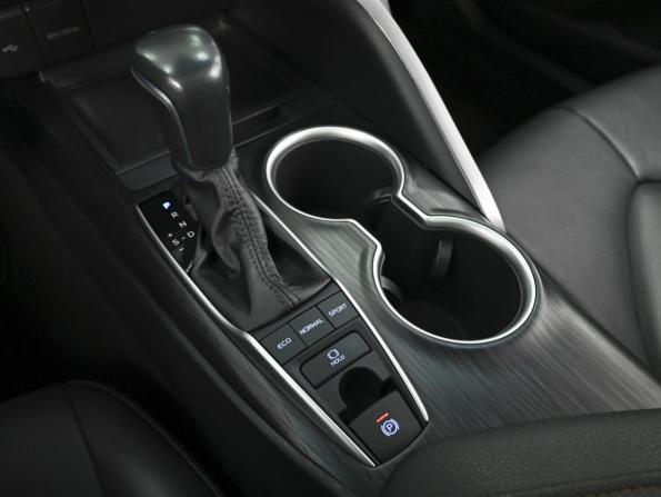 Toyota Camry VIII (XV70) Рестайлинг с пробегом 2023 года, цена 3 509 000 рублей, 59784 км, седан, Автокод Объявления