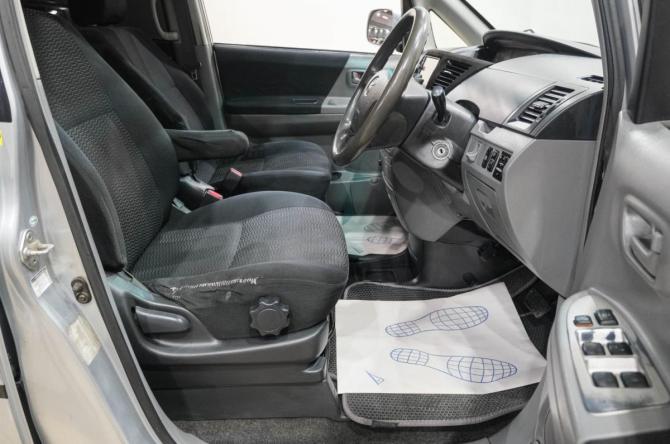 Toyota Voxy I (R60) с пробегом 2006 года, цена 949 000 рублей, 282000 км, компактвэн, Автокод Объявления