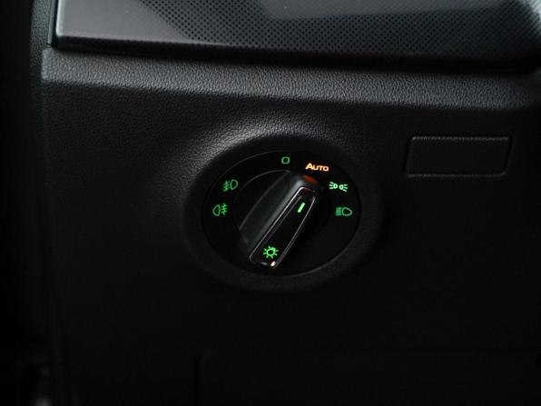 Skoda Rapid II с пробегом 2022 года, цена 1 879 033 рубля, 83052 км, лифтбек, Автокод Объявления