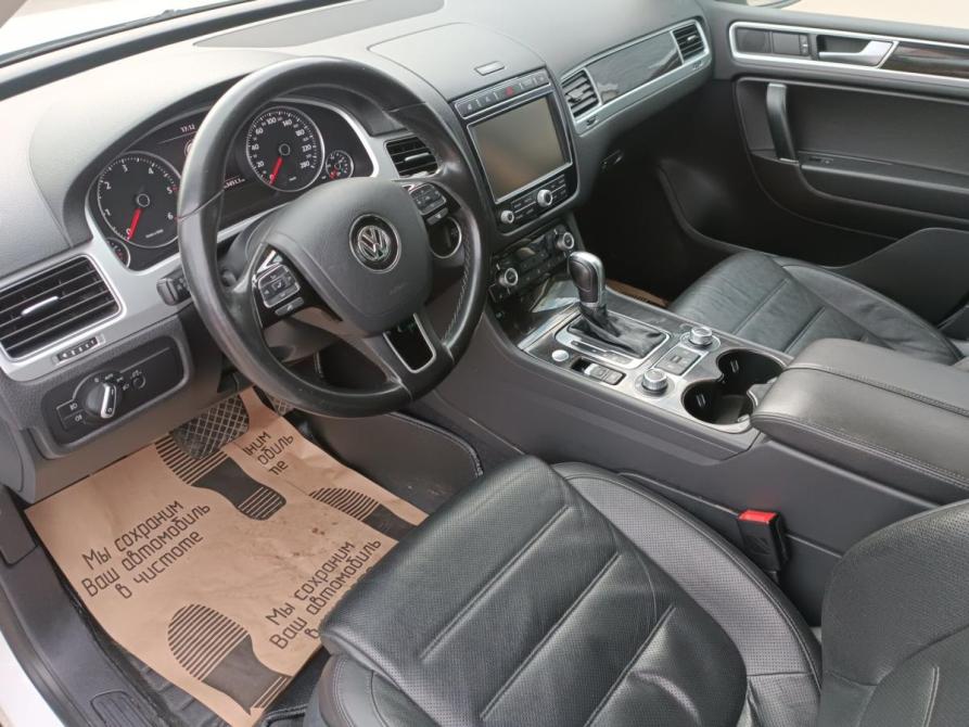 Volkswagen Touareg II Рестайлинг Санкт-Петербург  - изображение 10