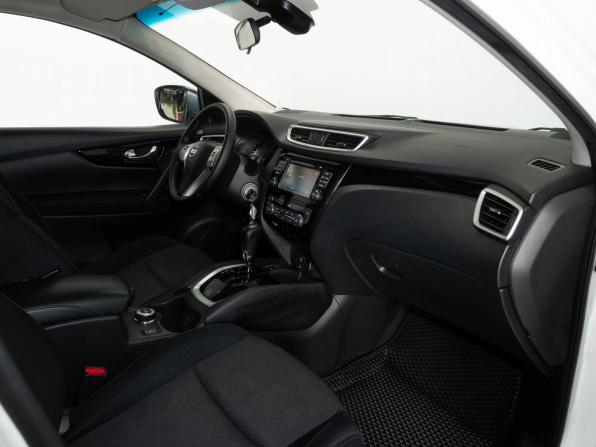 Nissan Qashqai II с пробегом 2017 года, цена 1 724 000 рублей, 139781 км, внедорожник, Автокод Объявления