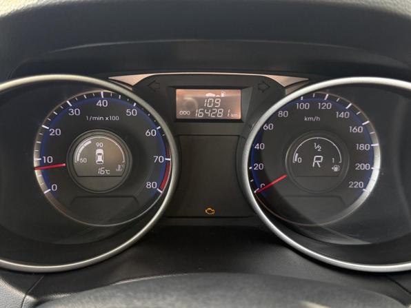 Hyundai ix35 I Рестайлинг с пробегом 2015 года, цена 1 199 000 рублей, 164281 км, внедорожник, Автокод Объявления