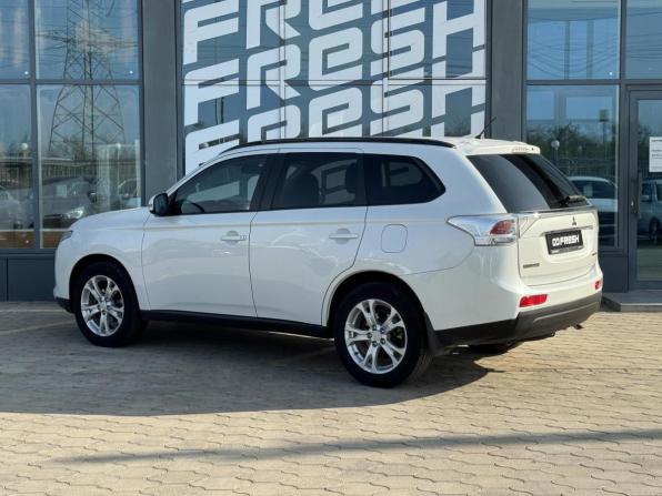 Mitsubishi Outlander III с пробегом 2013 года, цена 1 349 000 рублей, 185623 км, внедорожник, Автокод Объявления