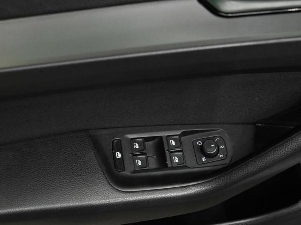 Volkswagen Passat B8 с пробегом 2015 года, цена 1 850 000 рублей, 150636 км, седан, Автокод Объявления