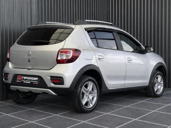 Renault Sandero II Рестайлинг с пробегом 2019 года, цена 1 197 000 рублей, 34434 км, хэтчбек, Автокод Объявления
