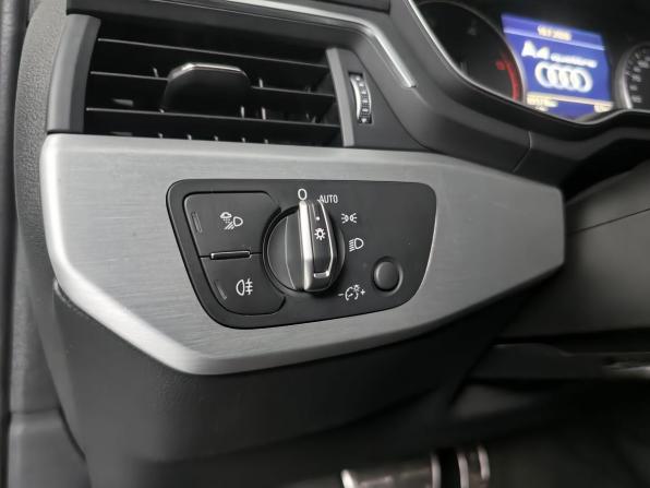 Audi A4 V (B9) с пробегом 2018 года, цена 2 472 000 рублей, 183576 км, седан, Автокод Объявления