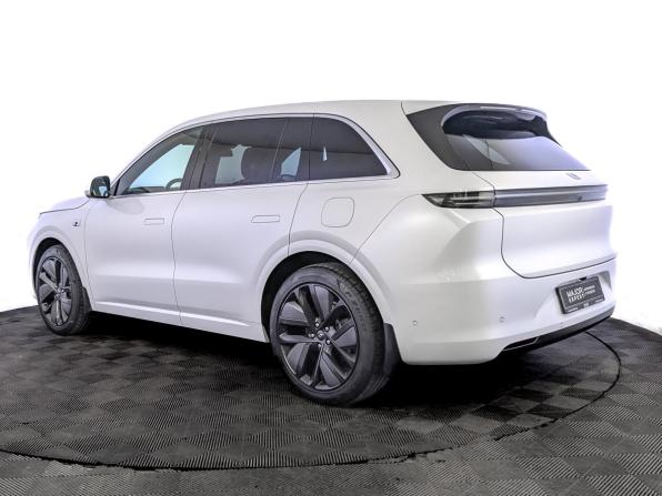 Li Auto (Lixiang) L6 с пробегом 2024 года, цена 5 850 000 рублей, 25555 км, внедорожник, Автокод Объявления