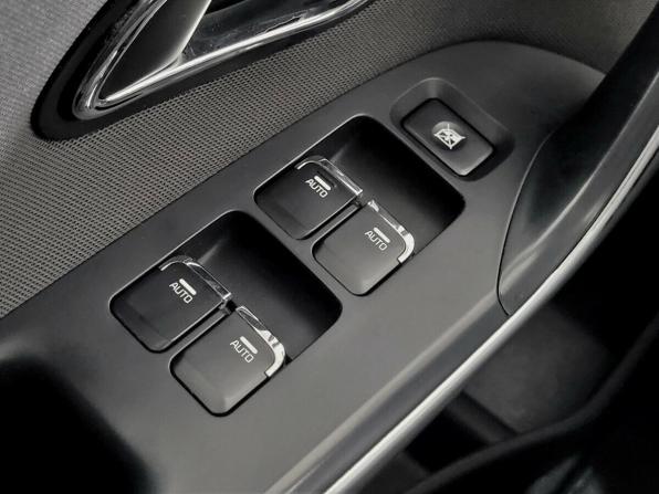 Kia Ceed II Рестайлинг с пробегом 2017 года, цена 1 090 000 рублей, 201508 км, универсал, Автокод Объявления