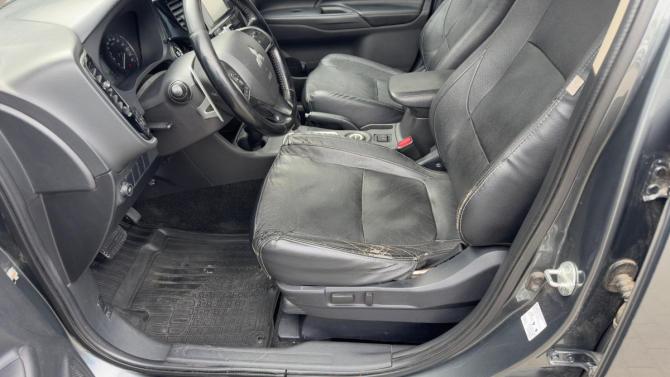 Mitsubishi Outlander III Рестайлинг с пробегом 2014 года, цена 1 377 000 рублей, 264650 км, внедорожник, Автокод Объявления