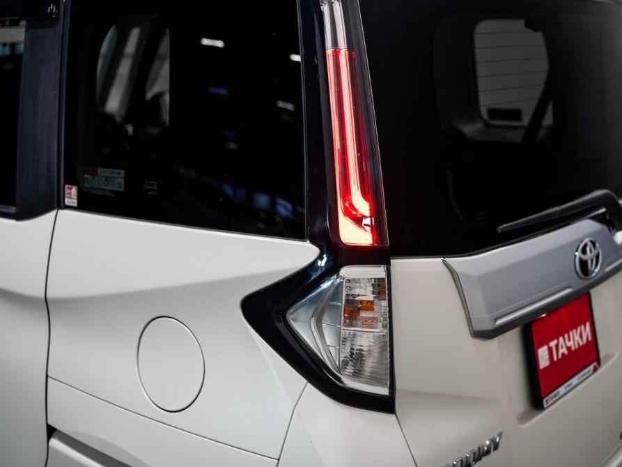 Toyota Roomy I Рестайлинг Чита  - изображение 18