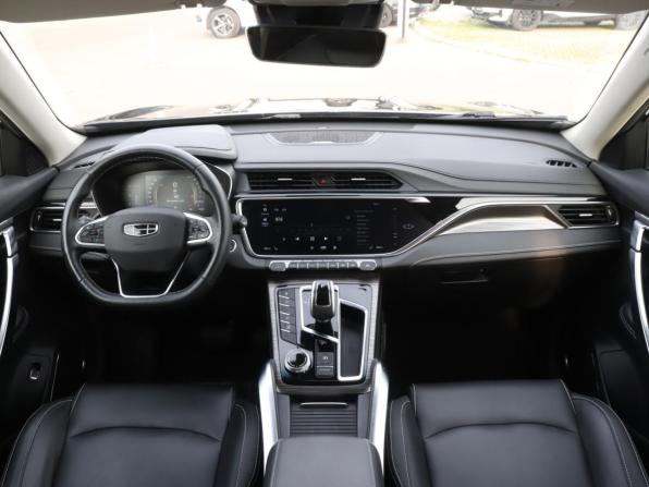 Geely Atlas Pro с пробегом 2022 года, цена 1 800 000 рублей, 96442 км, внедорожник, Автокод Объявления