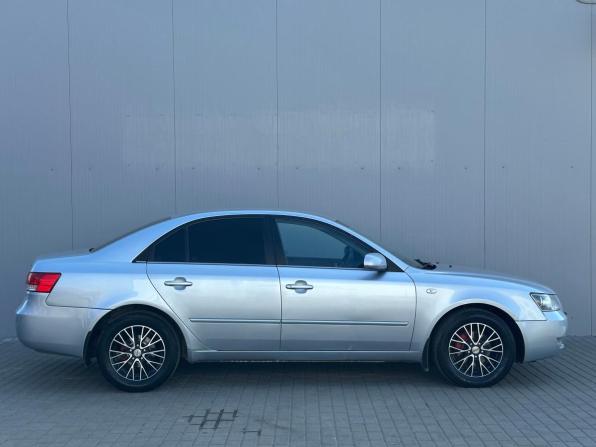 Hyundai Sonata V (NF) с пробегом 2005 года, цена 545 000 рублей, 240875 км, седан, Автокод Объявления