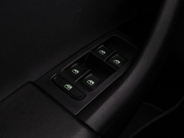 Skoda Rapid I Рестайлинг с пробегом 2018 года, цена 1 599 000 рублей, 69046 км, лифтбек, Автокод Объявления