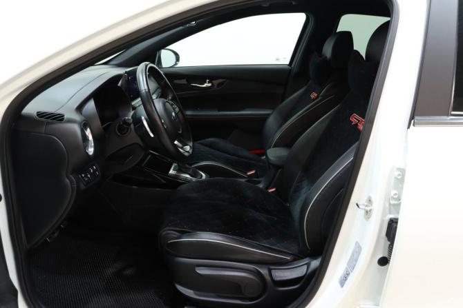 Kia Cerato IV с пробегом 2021 года, цена 2 195 000 рублей, 75366 км, седан, Автокод Объявления