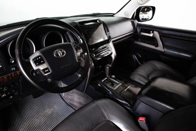 Toyota Land Cruiser 200 Series с пробегом 2008 года, цена 2 399 000 рублей, 500000 км, внедорожник, Автокод Объявления