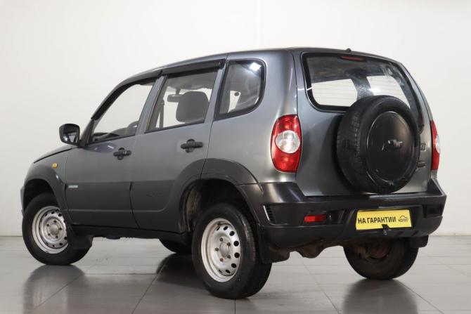 Chevrolet Niva I Рестайлинг с пробегом 2012 года, цена 489 000 рублей, 241114 км, внедорожник, Автокод Объявления