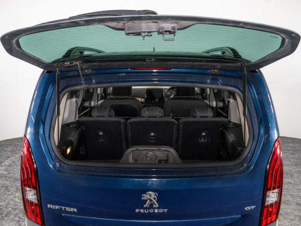 Peugeot Rifter I с пробегом 2021 года, цена 1 505 000 рублей, 44570 км, компактвэн, Автокод Объявления