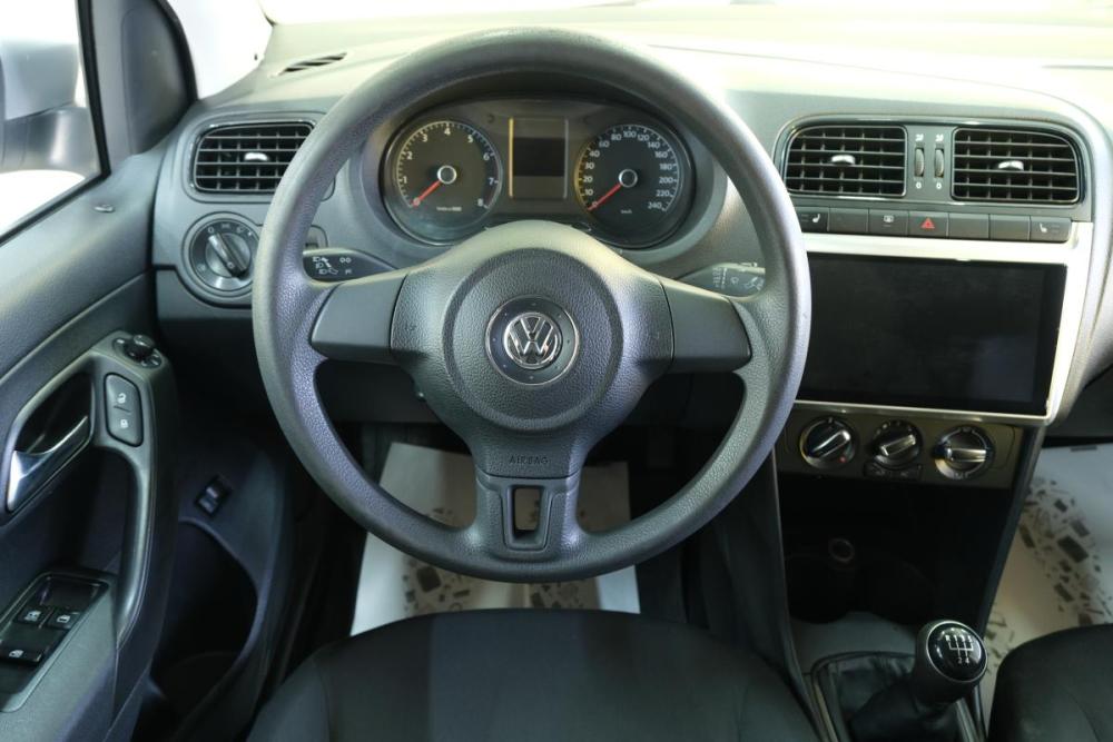 Volkswagen Polo V Омск  - изображение 13
