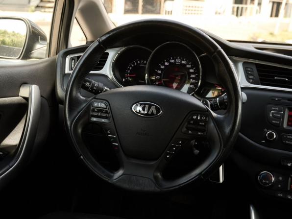 Kia Ceed II с пробегом 2015 года, цена 1 450 000 рублей, 138813 км, хэтчбек, Автокод Объявления