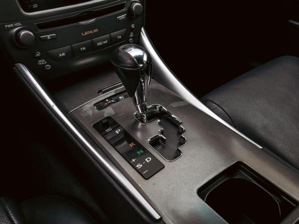 Lexus IS II Рестайлинг с пробегом 2008 года, цена 1 599 000 рублей, 273224 км, седан, Автокод Объявления