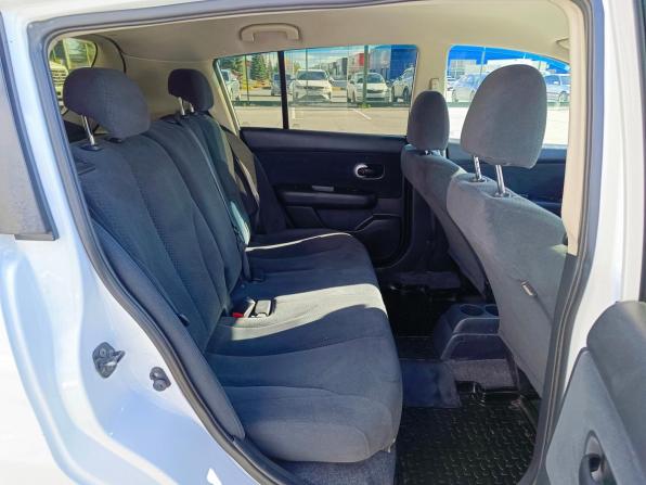Nissan Tiida I Рестайлинг с пробегом 2013 года, цена 899 995 рублей, 164000 км, хэтчбек, Автокод Объявления
