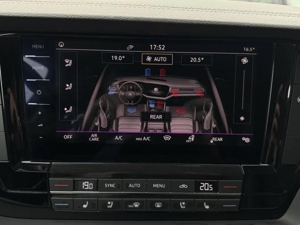 Volkswagen Touareg III с пробегом 2019 года, цена 4 149 000 рублей, 149200 км, внедорожник, Автокод Объявления