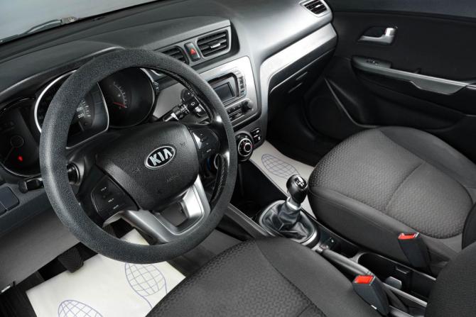 Kia Rio III с пробегом 2014 года, цена 899 000 рублей, 218000 км, седан, Автокод Объявления
