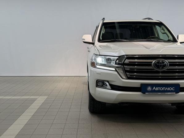 Toyota Land Cruiser 200 Series Рестайлинг 2 с пробегом 2018 года, цена 6 780 000 рублей, 219281 км, внедорожник, Автокод Объявления