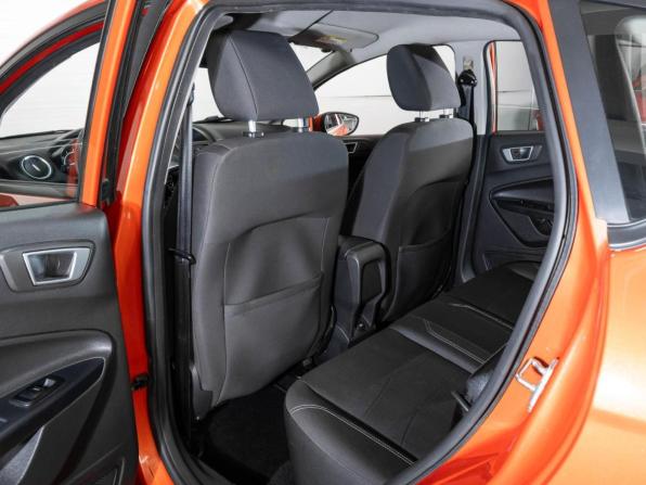 Ford Fiesta Mk6 Рестайлинг с пробегом 2016 года, цена 1 007 000 рублей, 110922 км, хэтчбек, Автокод Объявления